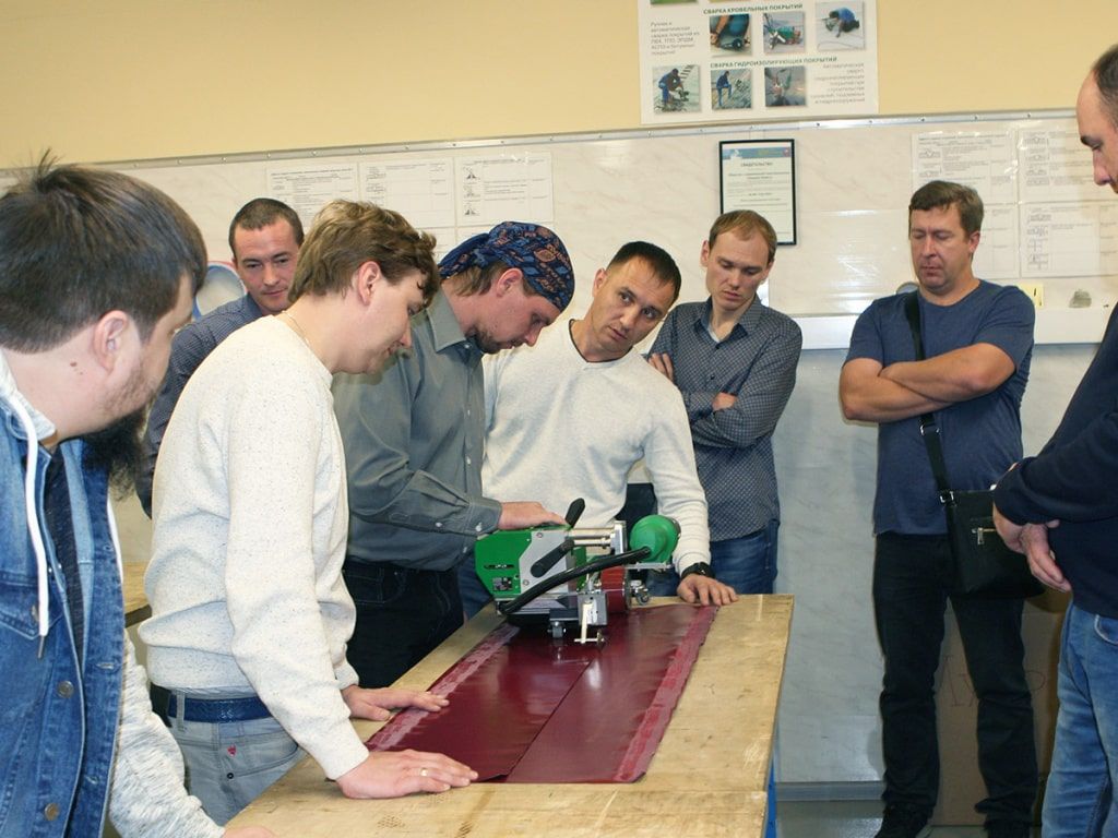 Учебный центр ОЛЬМАКС: 19-20 сентября 2019 года состоялся семинар по сварке технических тканей